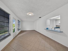 2711 NW 4th Avenue, Pompano Beach FL 33064
