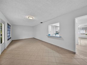 2711 NW 4th Avenue, Pompano Beach FL 33064