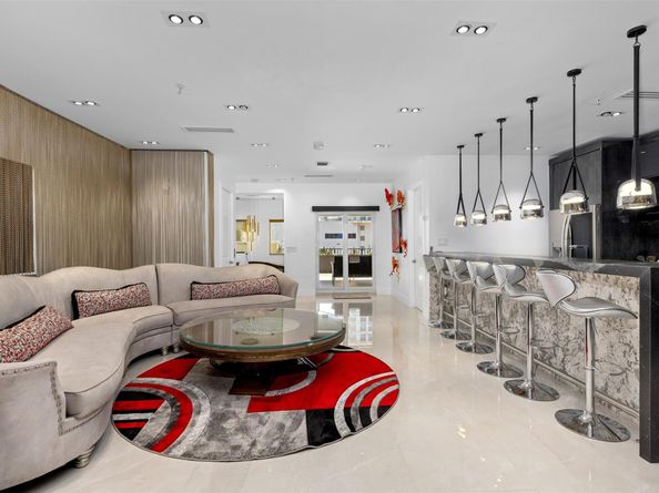 3021 Riomar St., Fort Lauderdale FL 33304