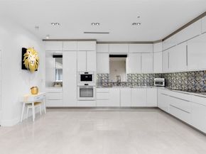 3021 Riomar St., Fort Lauderdale FL 33304