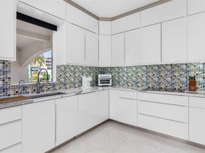 3021 Riomar St., Fort Lauderdale FL 33304