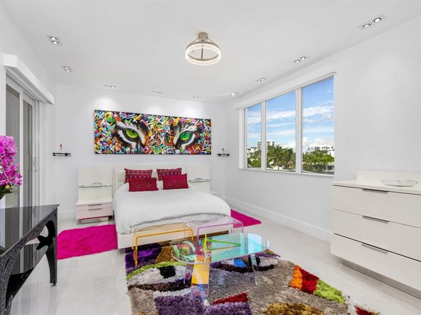 3021 Riomar St., Fort Lauderdale FL 33304