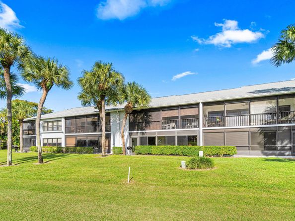 5186 Golfview Court 1914, Delray Beach FL 33484