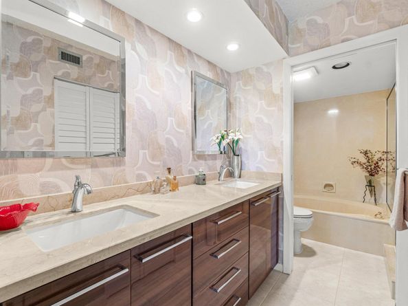 5186 Golfview Court 1914, Delray Beach FL 33484