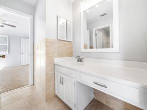 8 Windsor Lane, Palm Beach Gardens FL 33418