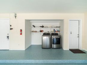 8 Windsor Lane, Palm Beach Gardens FL 33418