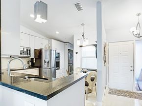 6140 Kings Gate Circle, Delray Beach FL 33484