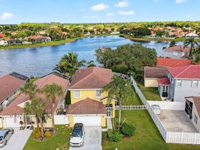 7745 Springfield Lake Drive, Lake Worth FL 33467