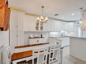 935 SE 9th Ave 16, Pompano Beach FL 33060