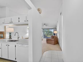 4542 Lucerne Lakes Boulevard E 202, Lake Worth FL 33467