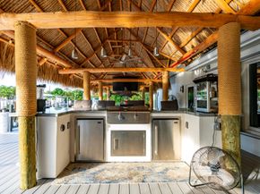 851 SE 5th Avenue, Pompano Beach FL 33060