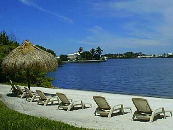 1000 Scotia Drive 504, Hypoluxo FL 33462