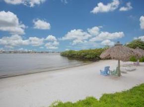 1000 Scotia Drive 504, Hypoluxo FL 33462