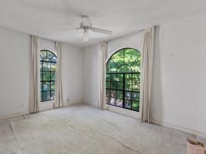 206 Queens Lane, Palm Beach FL 33480