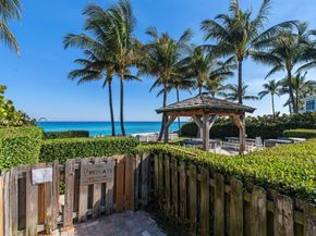 206 Queens Lane, Palm Beach FL 33480