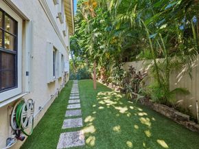 206 Queens Lane, Palm Beach FL 33480