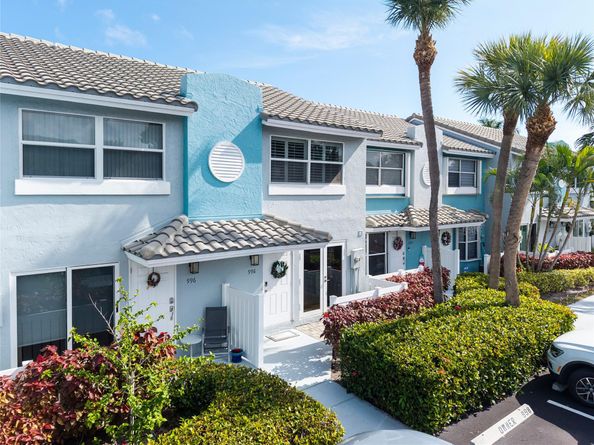 998 E Jeffery St, Boca Raton FL 33487