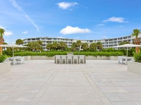 2773 S Ocean Boulevard 406, Palm Beach FL 33480