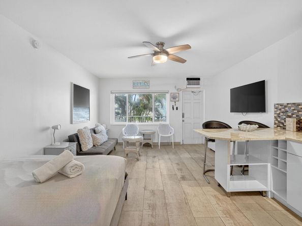 1480 S Ocean Blvd 209, Pompano Beach FL 33062