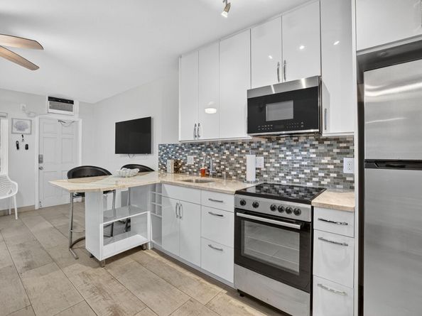 1480 S Ocean Blvd 209, Pompano Beach FL 33062