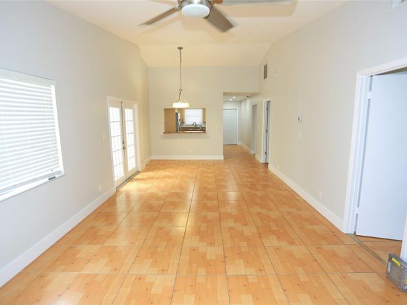 6616 N Parkway Dr 6616, Pompano Beach FL 33068