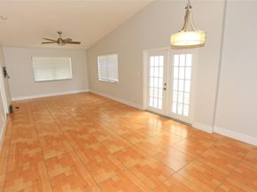 6616 N Parkway Dr 6616, Pompano Beach FL 33068