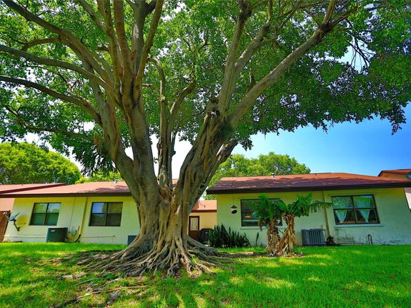 6616 N Parkway Dr 6616, Pompano Beach FL 33068