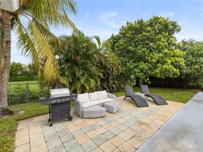 8405 NW 38th St, Coral Springs FL 33065
