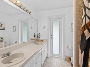 8405 NW 38th St, Coral Springs FL 33065