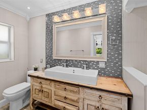 8405 NW 38th St, Coral Springs FL 33065