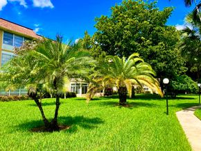 5121 W Oakland Park Boulevard 311, Lauderdale Lakes FL 33313