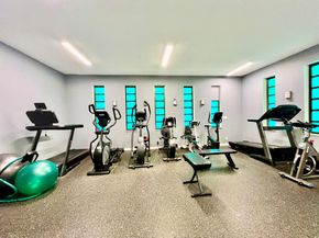 5121 W Oakland Park Boulevard 311, Lauderdale Lakes FL 33313