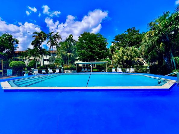 5121 W Oakland Park Boulevard 311, Lauderdale Lakes FL 33313