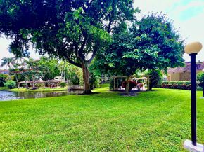 5121 W Oakland Park Boulevard 311, Lauderdale Lakes FL 33313