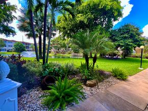 5121 W Oakland Park Boulevard 311, Lauderdale Lakes FL 33313