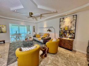 5121 W Oakland Park Boulevard 311, Lauderdale Lakes FL 33313