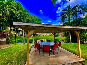 5121 W Oakland Park Boulevard 311, Lauderdale Lakes FL 33313