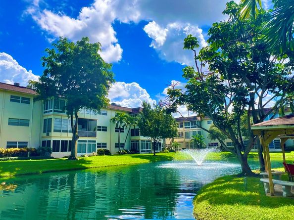 5121 W Oakland Park Boulevard 311, Lauderdale Lakes FL 33313