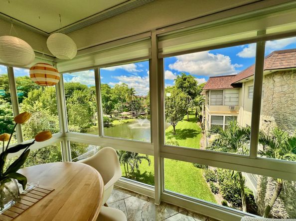 5121 W Oakland Park Boulevard 311, Lauderdale Lakes FL 33313