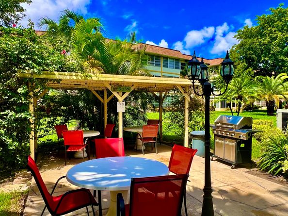 5121 W Oakland Park Boulevard 311, Lauderdale Lakes FL 33313