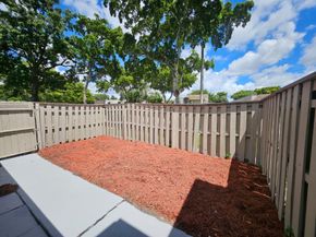 2221 NW 59th Way 67C, Fort Lauderdale FL 33313