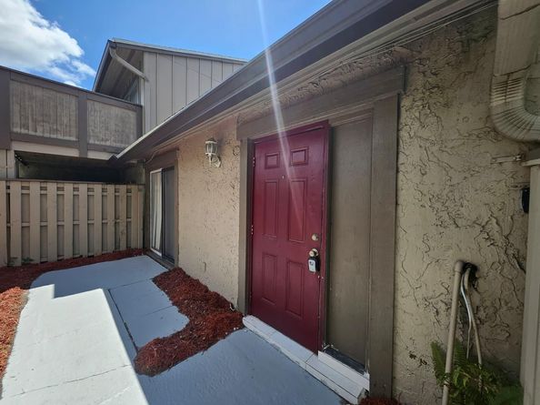 2221 NW 59th Way 67C, Fort Lauderdale FL 33313