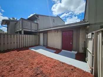 2221 NW 59th Way