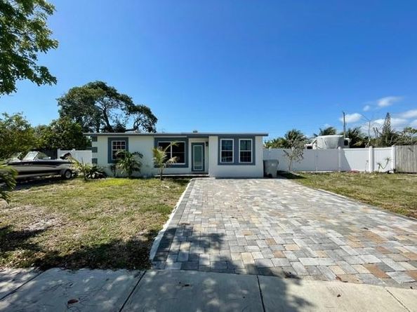 1814 NE 53rd Ct, Pompano Beach FL 33064