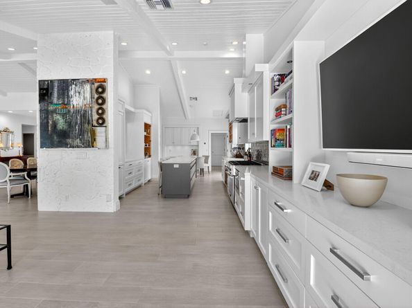 4199 Bocaire Boulevard, Boca Raton FL 33487