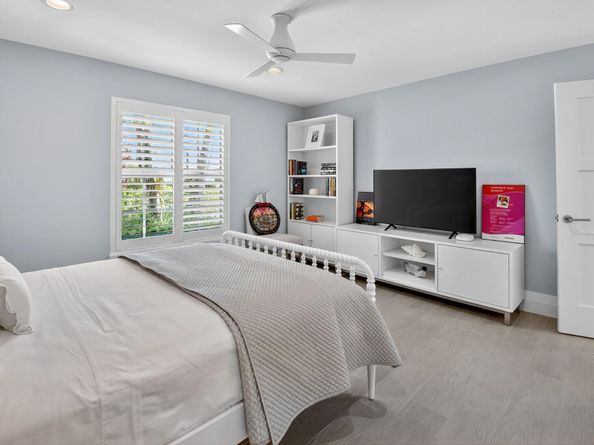 4199 Bocaire Boulevard, Boca Raton FL 33487