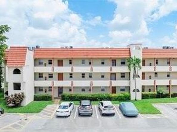 2871 E Sunrise Lakes Dr 101, Sunrise FL 33322