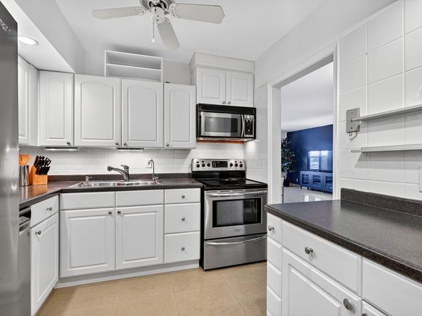 1881 Middle River Dr 301, Fort Lauderdale FL 33305