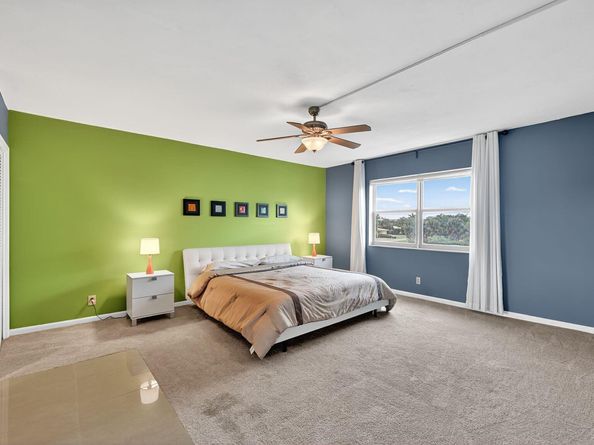1881 Middle River Dr 301, Fort Lauderdale FL 33305