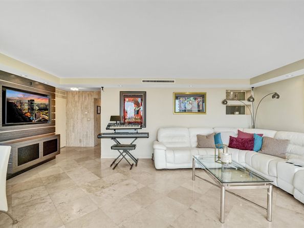 936 Intracoastal Dr 11C, Fort Lauderdale FL 33304